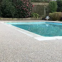 porous-resin-bound-non-slip-pool